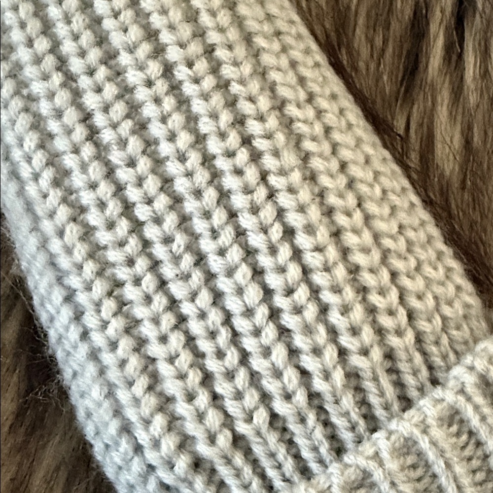 Express Light Gray Knit Sweater - Picture 4 of 6